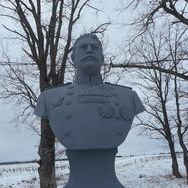 22 февраля в военно-историческом музее-заповеднике Псковской области установили бюст Сталину