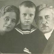 Ломакин И.Р. с женой и сыном Вадимом.jpg