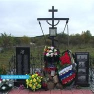 Жители кировского села на собственные средства создали мемориал жертвам репрессий